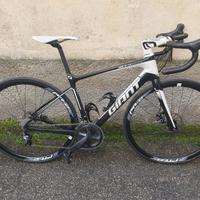 Giant Defy Carbonio