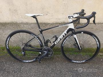 Giant Defy Carbonio