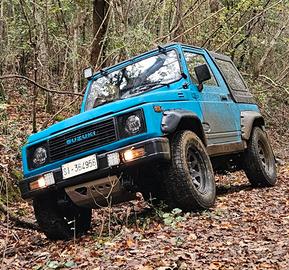 Suzuki samurai sj413