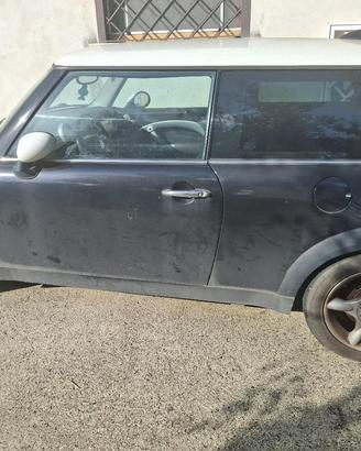 Mini Cooper R50 My2004