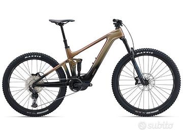 GIANT Trance X Advanced E+ Elite 3 e-bike carbonio
