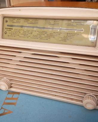 Radio vintage Siemens Milano SM 525 1955