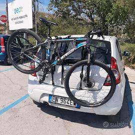 portabici porta bici da auto con portellone