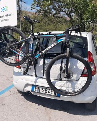 portabici porta bici da auto con portellone