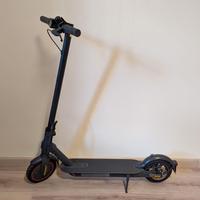 Xiaomi Mi Electric Scooter Pro 2