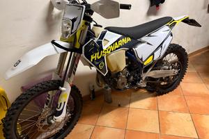 Husqvarna FE 2023 350– 147h 