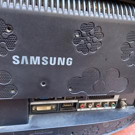 monitor  TV con decoder   funzionante  