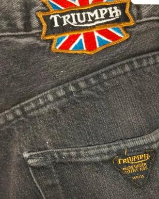 Jeans della famosa marca inglese Triumph