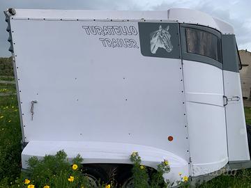 Trailer Turatello America