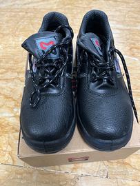 Scarpe antinfortunistiche