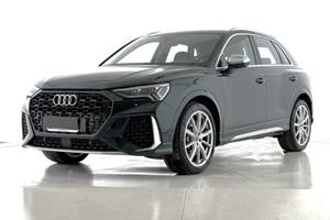 Audi Q3 RS quattro S tronic
