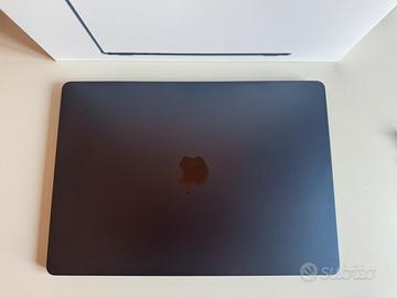 Macbook Air 15” M2 256gb