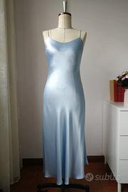 Abito lungo con spalline blu