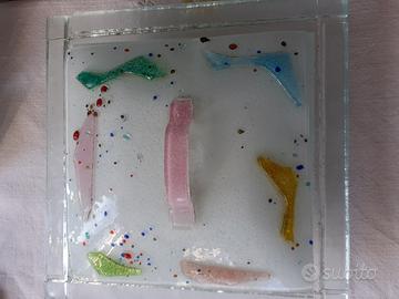 Pregiati oggetti in vetro decorato