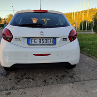 Peugeot 208 GPL/benzina