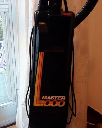 Aspirapolvere Master 1000