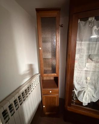 Mobile in legno con specchio