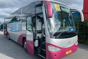 Autobus turistico Irizar Iveco