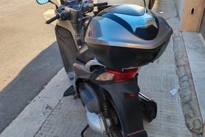 Scooter Honda SH 300