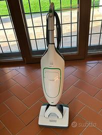 Folletto VK200 e lavapavimeti SP600S