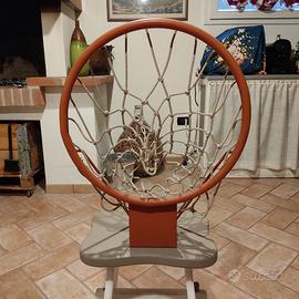 Canestro Basket regolamentare con rete