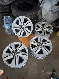 A.A.A  CERCHI ORIGINALI VW
