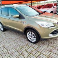 Ford Kuga 2.0 TDCI 140 CV 4WD Titanium