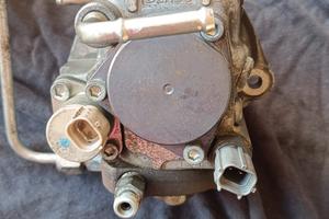 pompa iniezione RAV4 terza serie