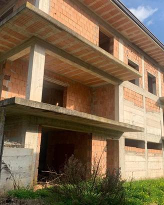 Immobile in asta di 276 m² a Fondi