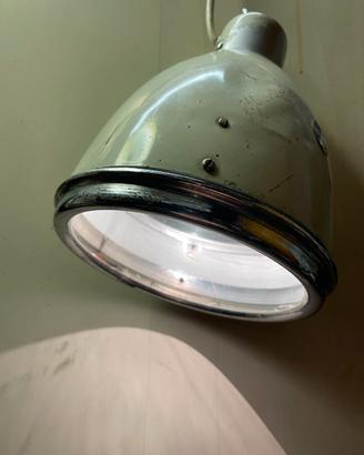 lampada scialitica vintage