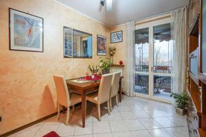 Appartamento di 75 m² con 3 locali e box auto a So