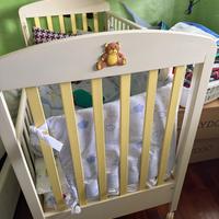 Lettino e fasciatoio coordinato