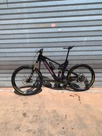 Santa cruz Bullit CC xo custom