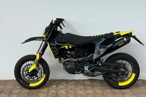 701 Supermoto 2023