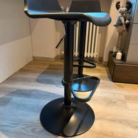 Coppia sgabelli girevoli/regalibili neri