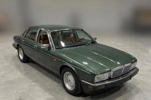 Daimler xj40 3.6 manuale