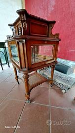Mobiletto antico in legno con Vetrina e Porta Vaso