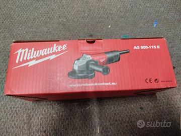 Smerigliatrice Milwaukee AG800-115 E