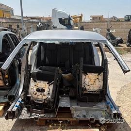 Ricambi Peugeot 308 2025 Scocca per tagliate Tetto