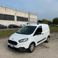 Ford Transit Courier 1.0 Ecoboost Manuale