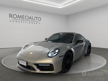 PORSCHE 911 3.0 Carrera 4 gts - PDK