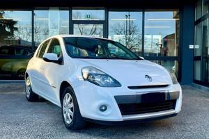 RENAULT Clio 1.5 75CV 5 PORTE *NAVIGATORE DI SER