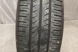 N.1 Pneumatico YOKOHAMA BluEarth 195/50R15 smart