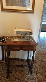 Macchina da cucire vintage