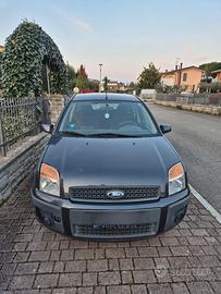 ford fusion 1400 benzina