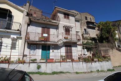 4 LOCALI A TORRITA TIBERINA