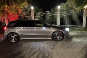 Mercedes A 180 W177 Amg premium