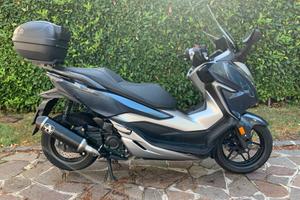 Honda Forza 300