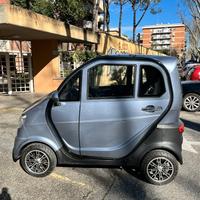 Scooter Elettrico CHIUSO Mobi 25 – TIPO AUTO