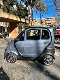 Scooter Elettrico CHIUSO Mobi 25 – TIPO AUTO